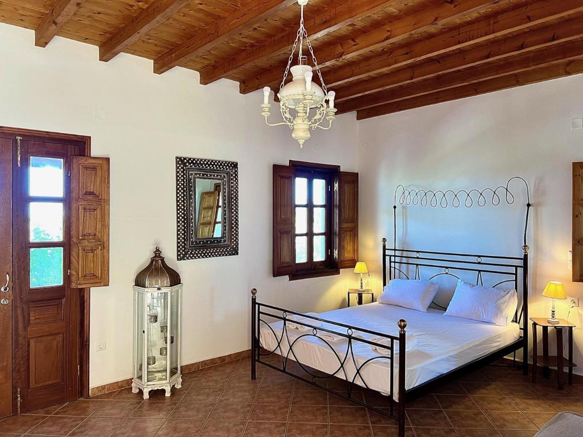 Litois Houses Patmos Sapsila Экстерьер фото