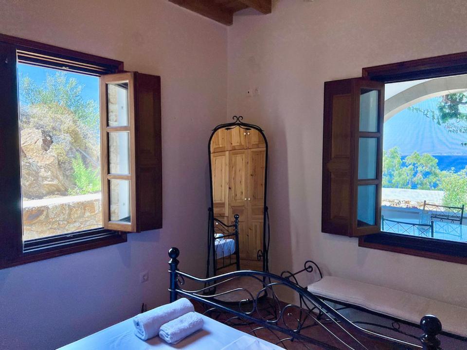Litois Houses Patmos Sapsila Экстерьер фото